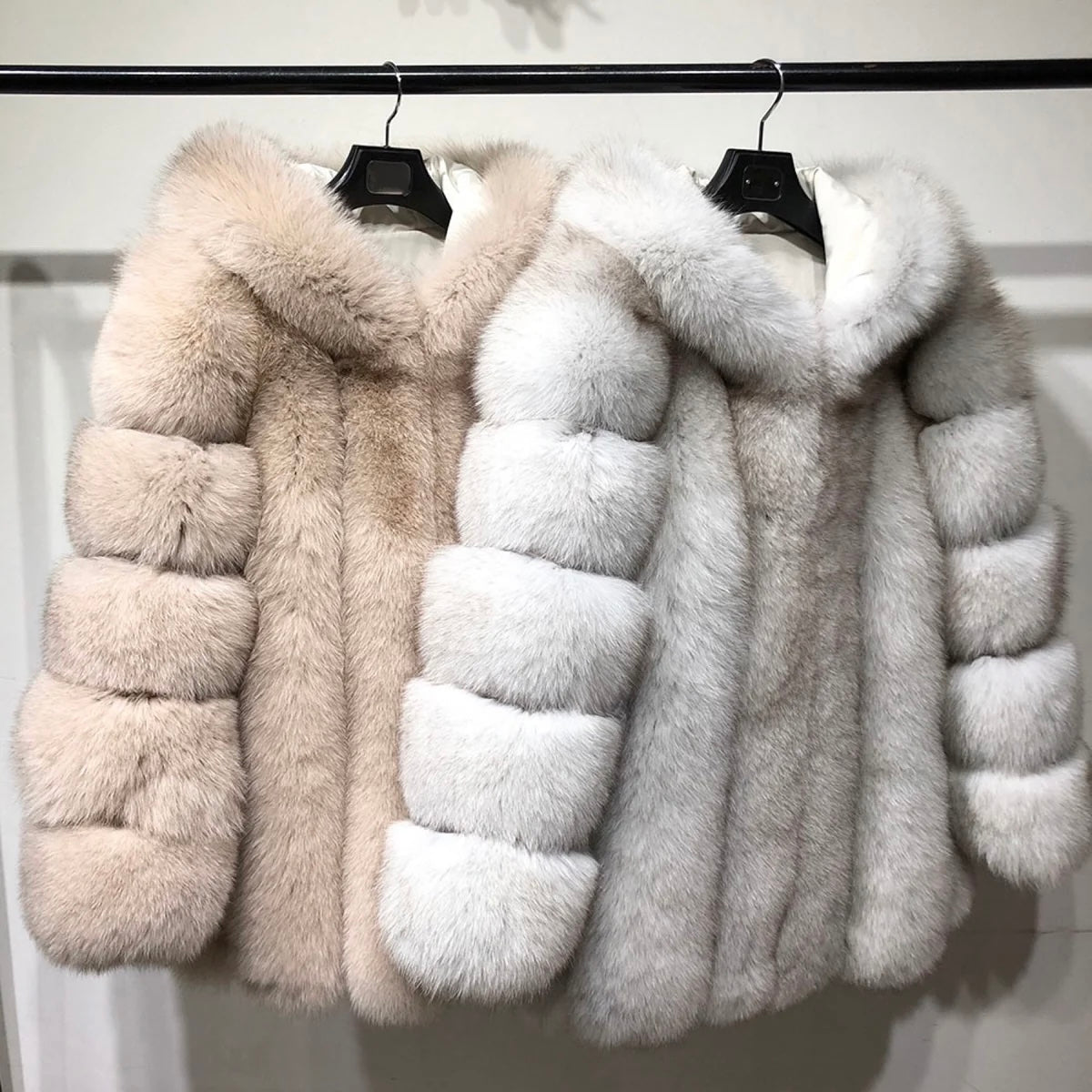 HOODED STRAIGHT ROWS LONG COAT