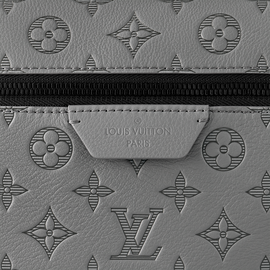 Sac à dos Discovery PM Monogram Shadow Gris