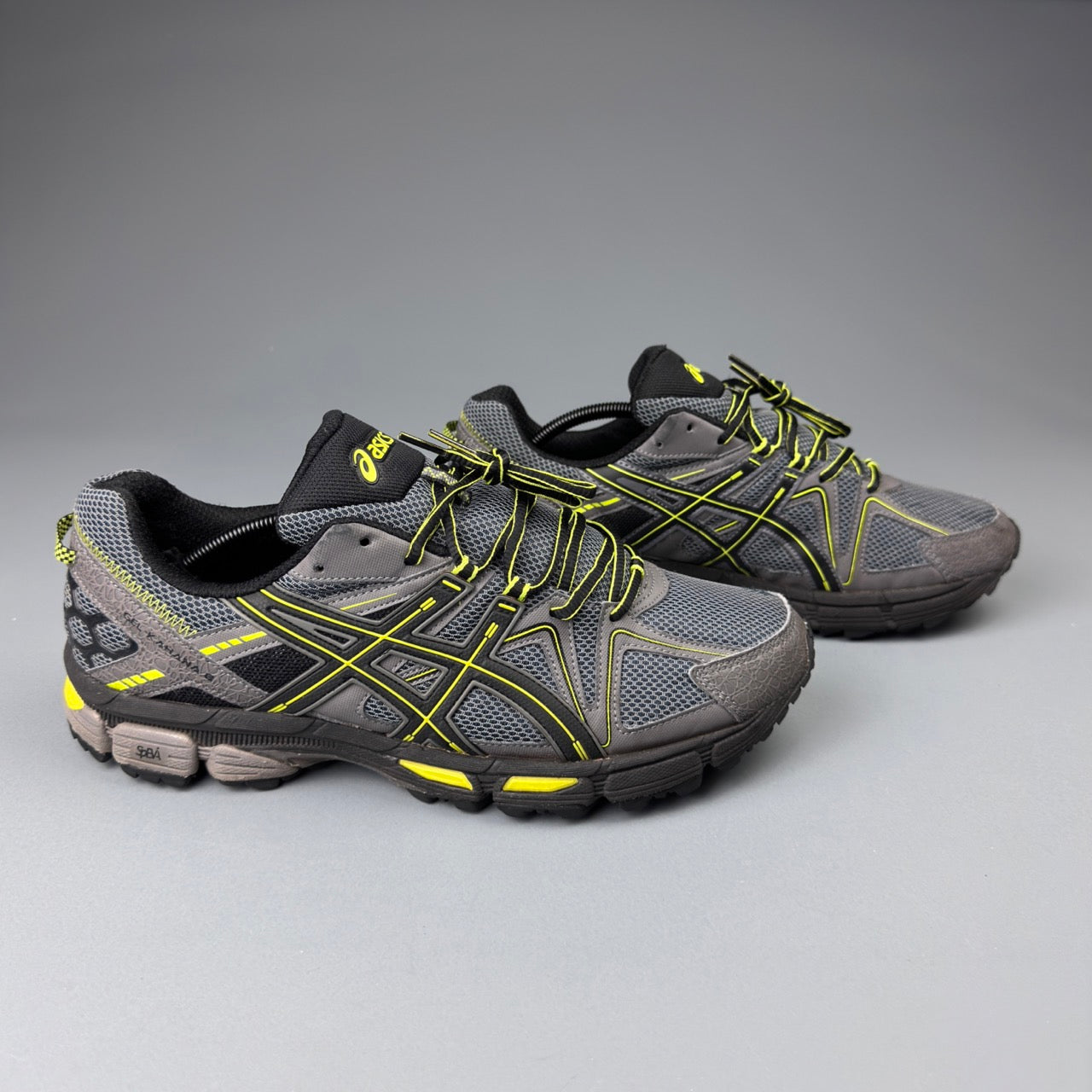 GEL Nimbus 16 — Anthracite / Jaune fluo