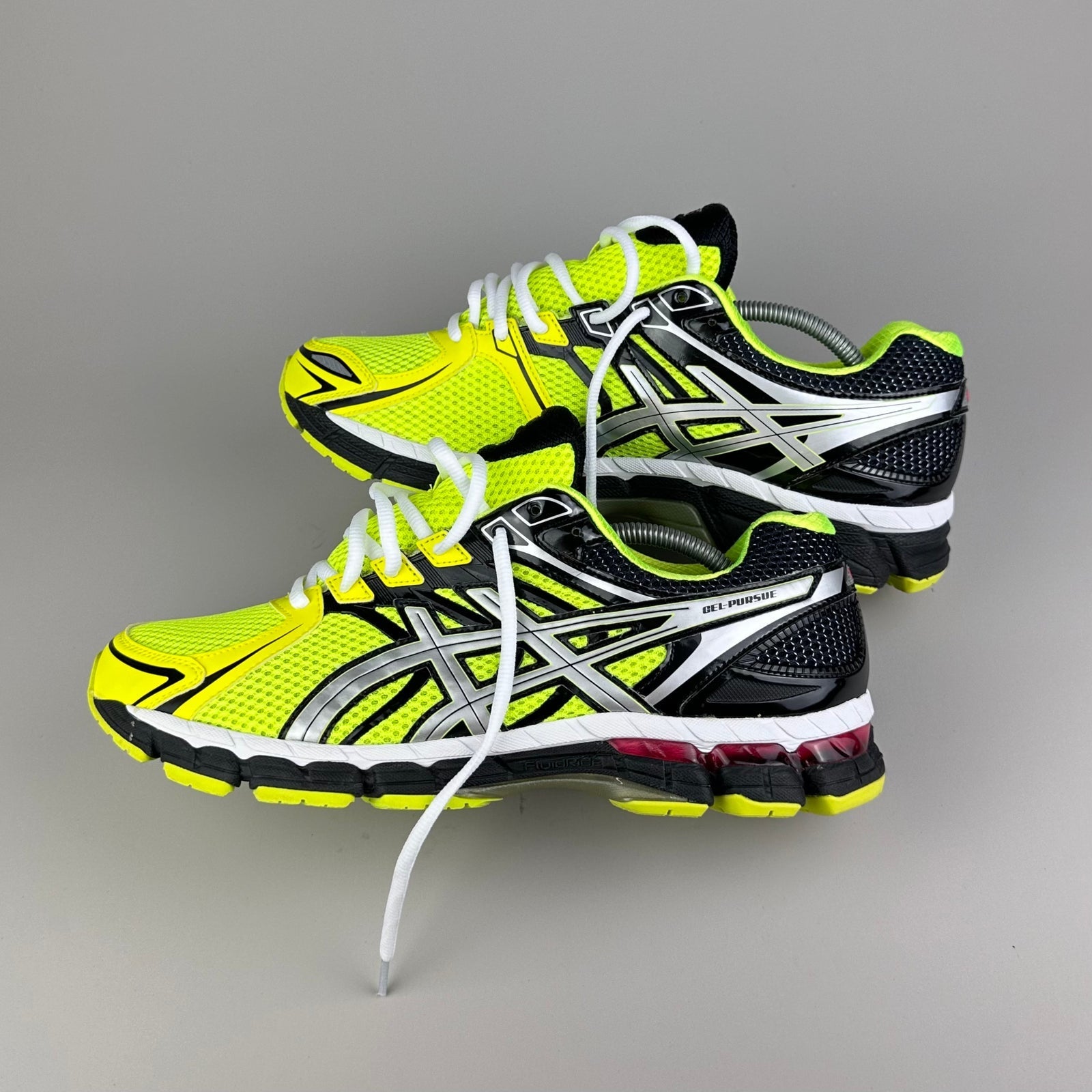 GEL Nimbus 16 — Jaune fluo / Noir / Bordeaux