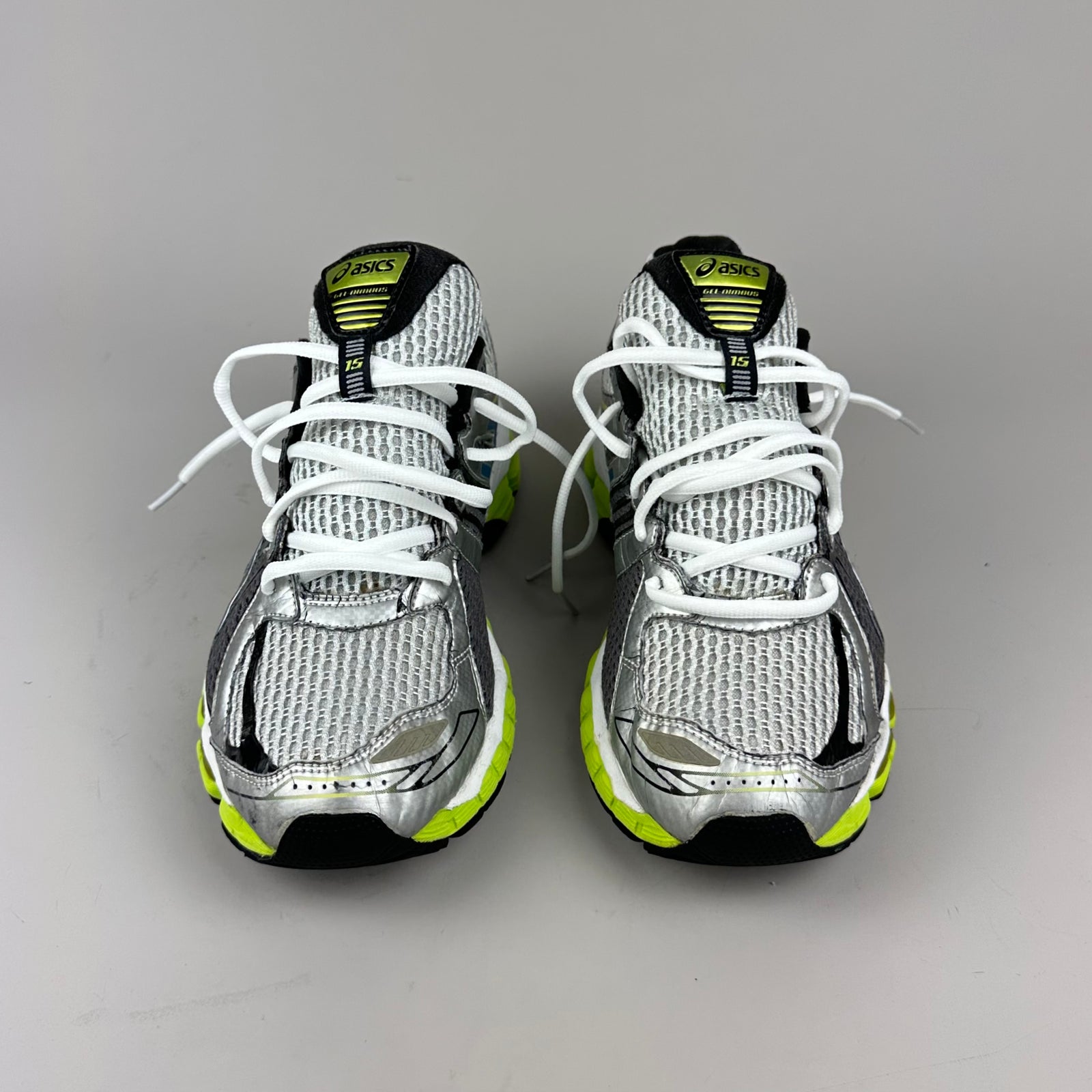 GEL Nimbus 16 — Blanc / Bleu roi / Jaune fluo