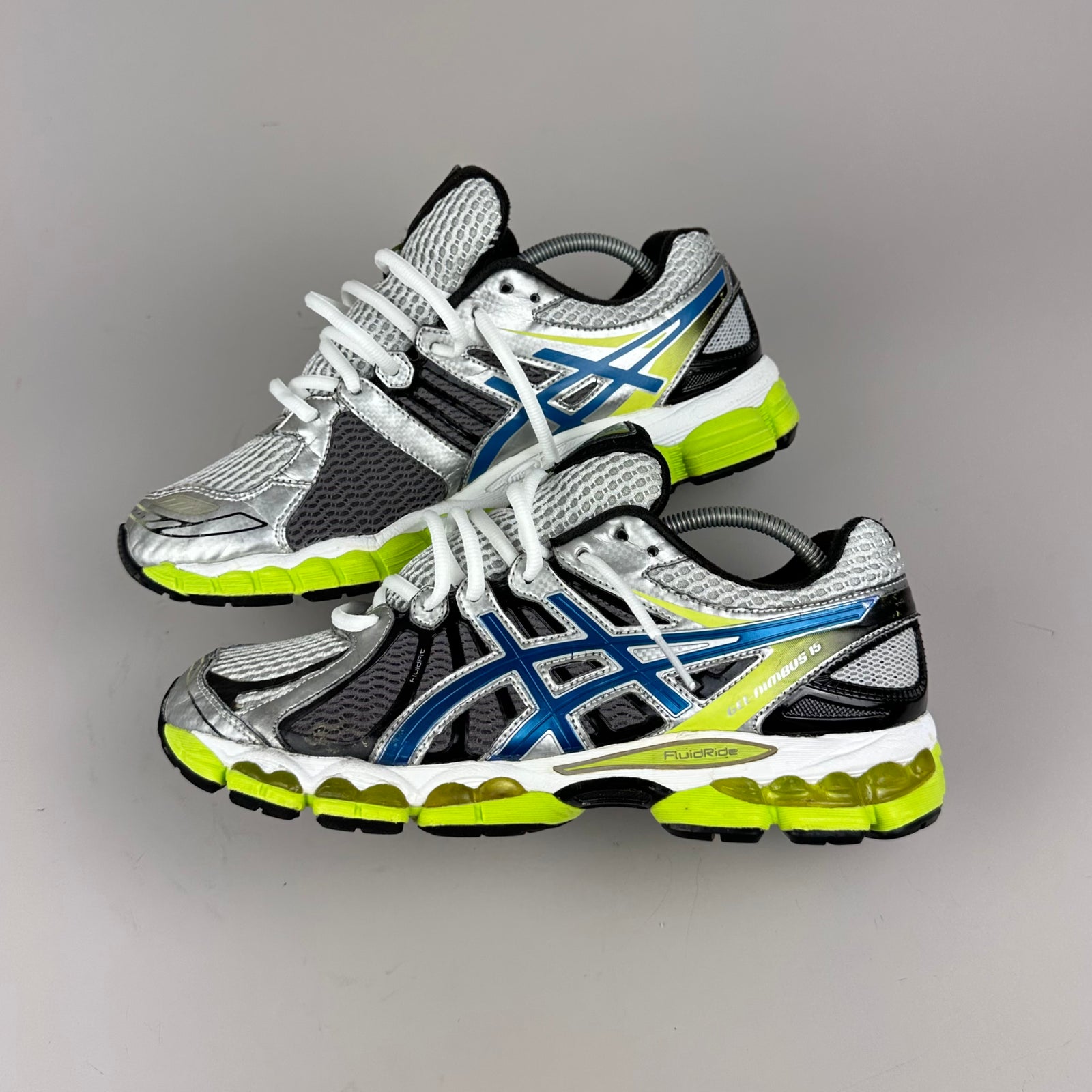 GEL Nimbus 16 — Blanc / Bleu roi / Jaune fluo