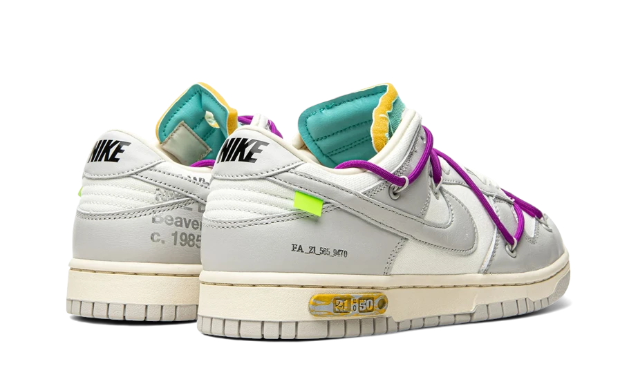 Nike® x Off-White® Dunk Low lot 21